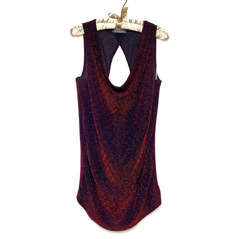 SUZY SHIER | Metallic Shimmer Sleeveless Blouse